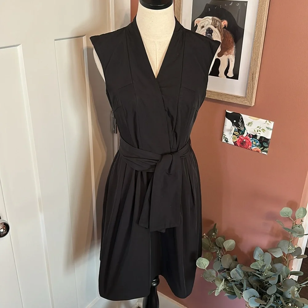 CUE made in Australia black origami faux wrap cap sleeve 6 mini pockets dress